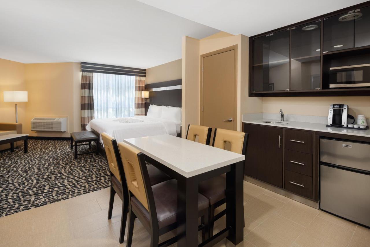 Holiday Inn Poughkeepsie By Ihg Екстериор снимка